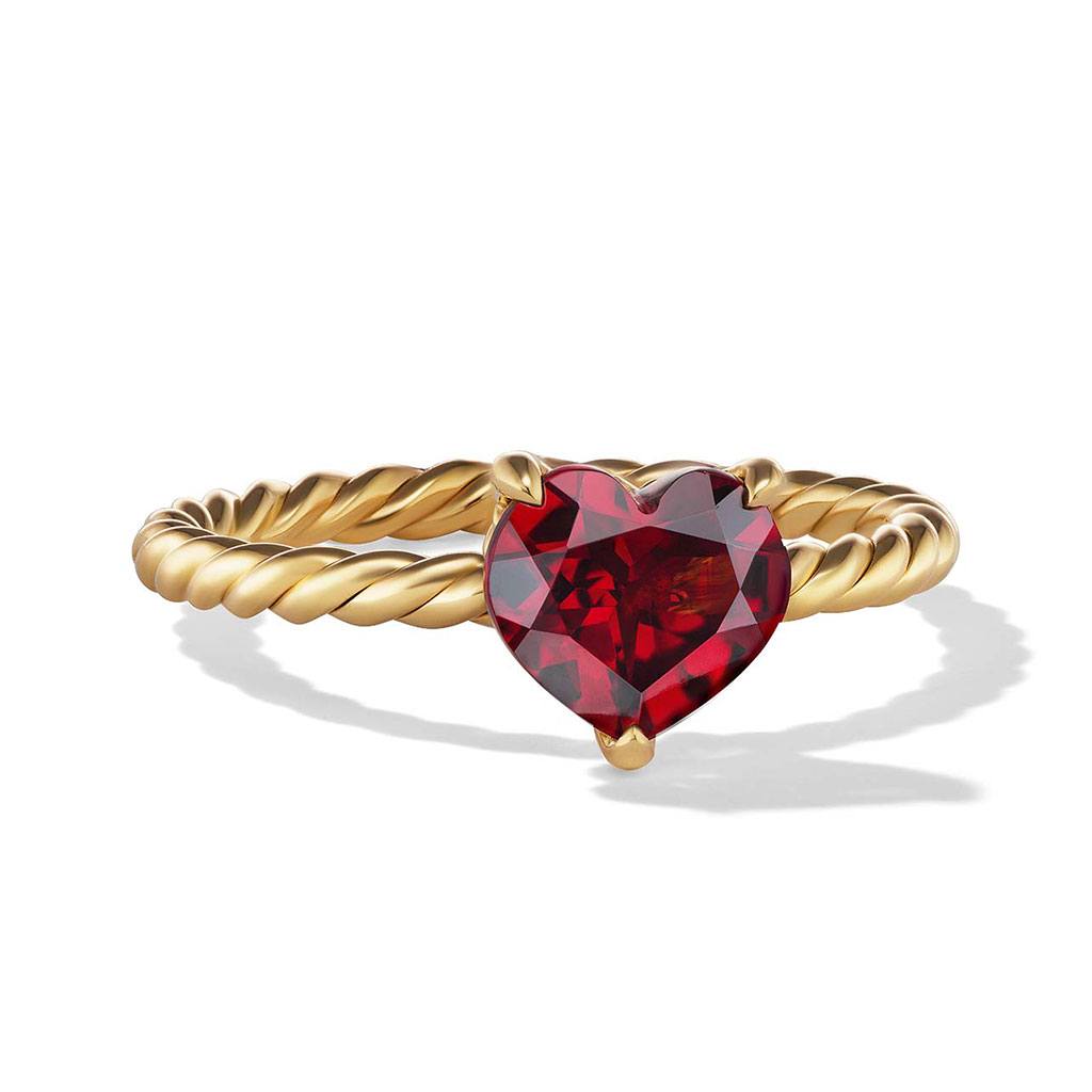 Gold ring with ruby stone