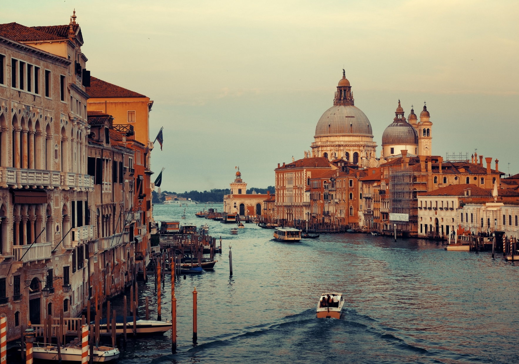 Image of the sunrise on the Grand Canal in Venice