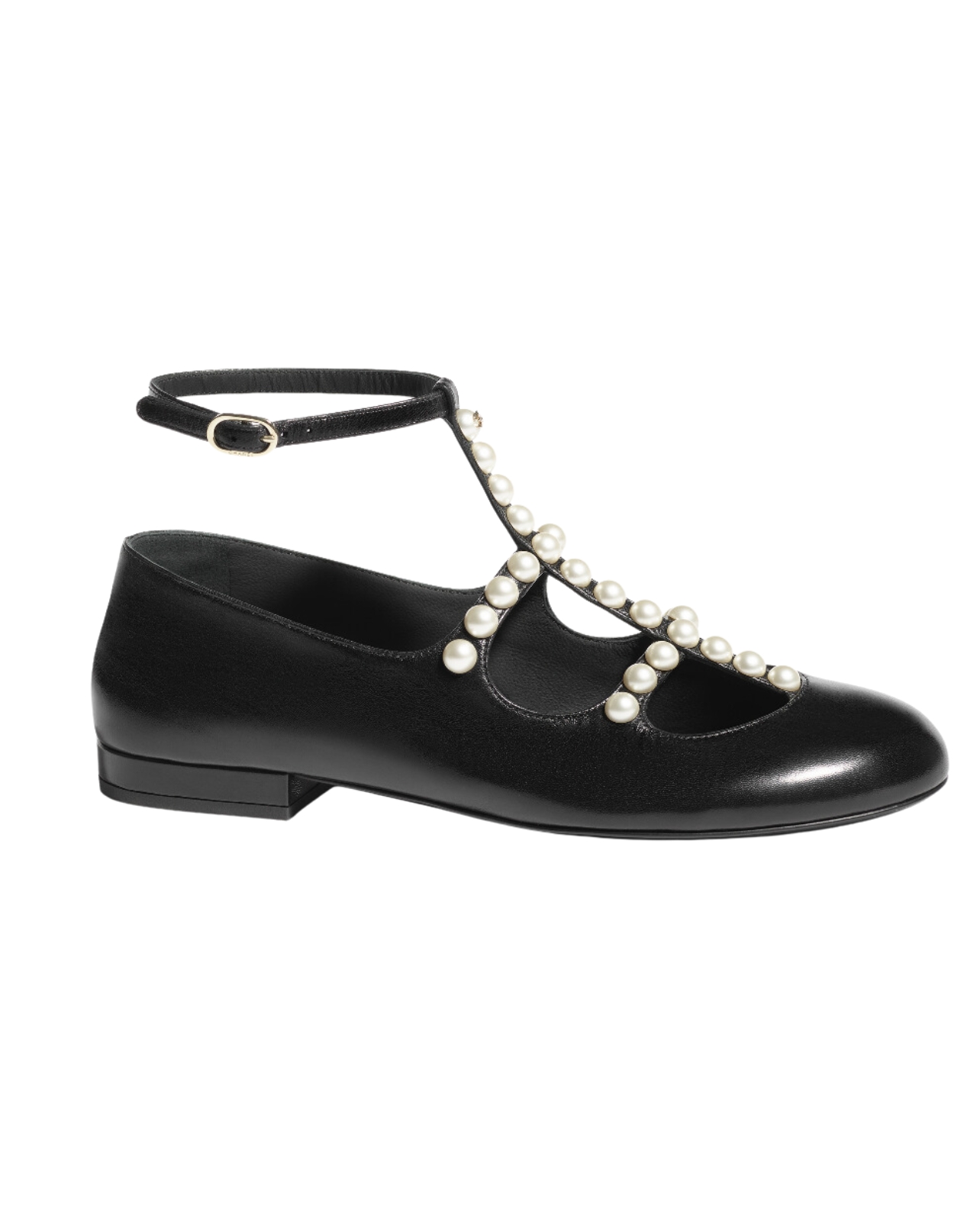 Chanel mary janes in black leather and pearls