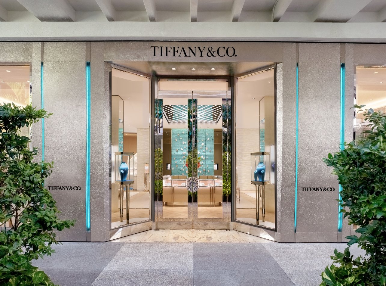 Tiffany & Co. New boutique exterior facade